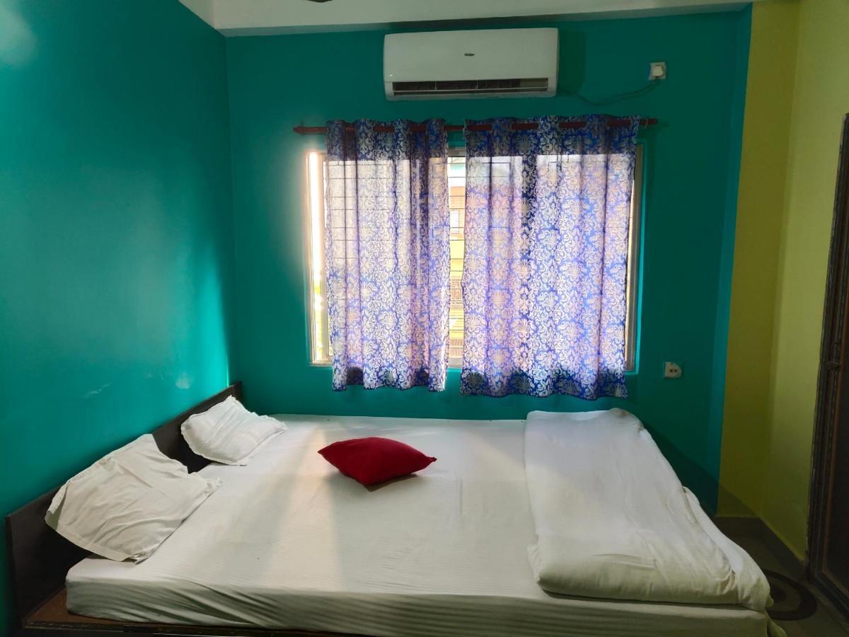 Radha Rani Lodge シリグリ エクステリア 写真